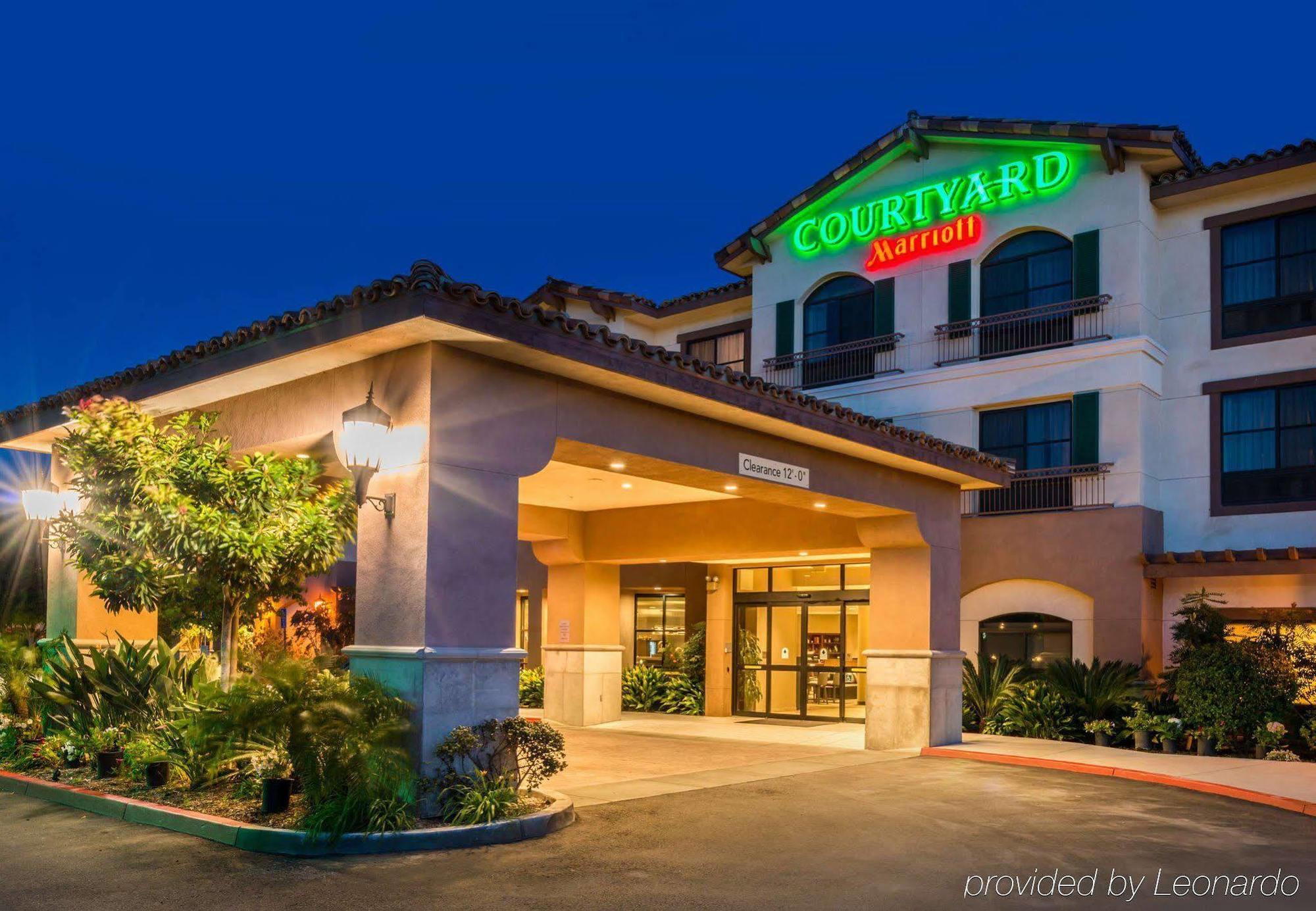 Courtyard Thousand Oaks Ventura County Hotel Exterior photo