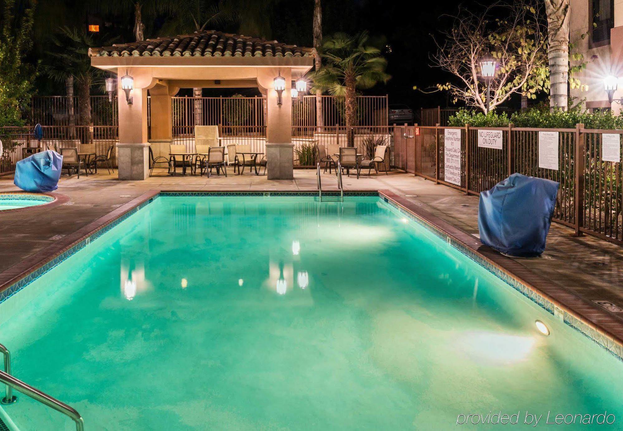 Courtyard Thousand Oaks Ventura County Hotel Exterior photo